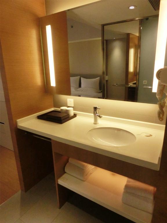 Ji Hotel Guangzhou Zhujiang New Town Værelse billede