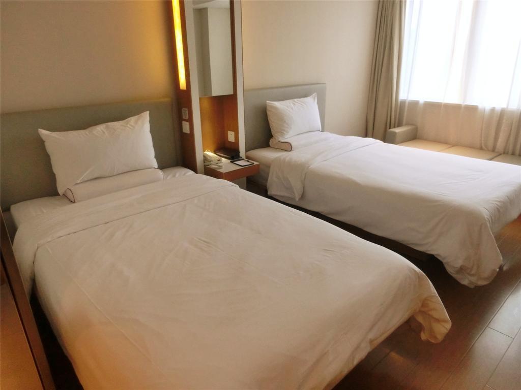 Ji Hotel Guangzhou Zhujiang New Town Eksteriør billede
